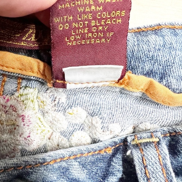 Zana Di Womens 90s Y2K Floral Embroidered Rhinestone Low Rise Flare Jean Size 9 - Picture 11 of 15